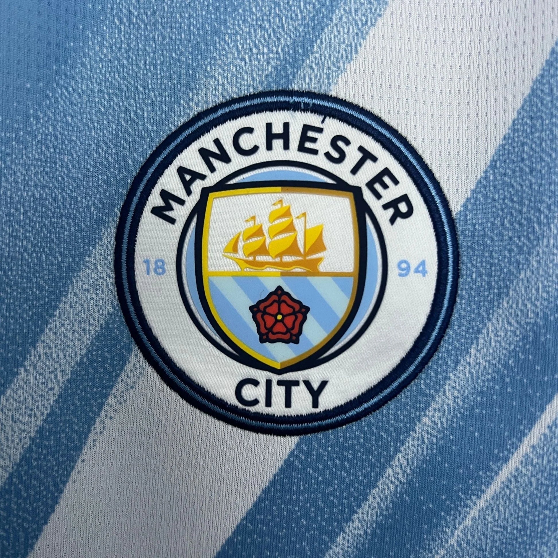 25/26 Manchester City Home Kit