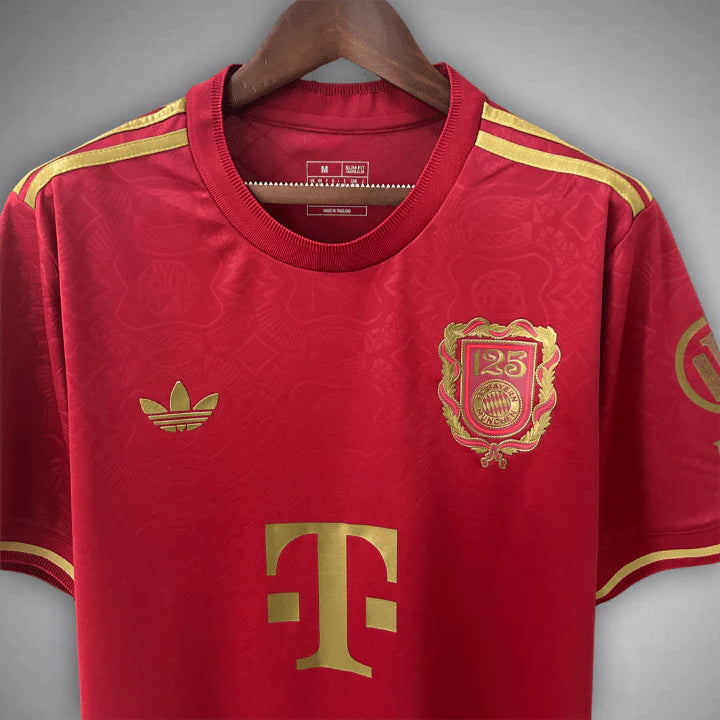 FC Bayern "Mia San Luxe" Premium Kit