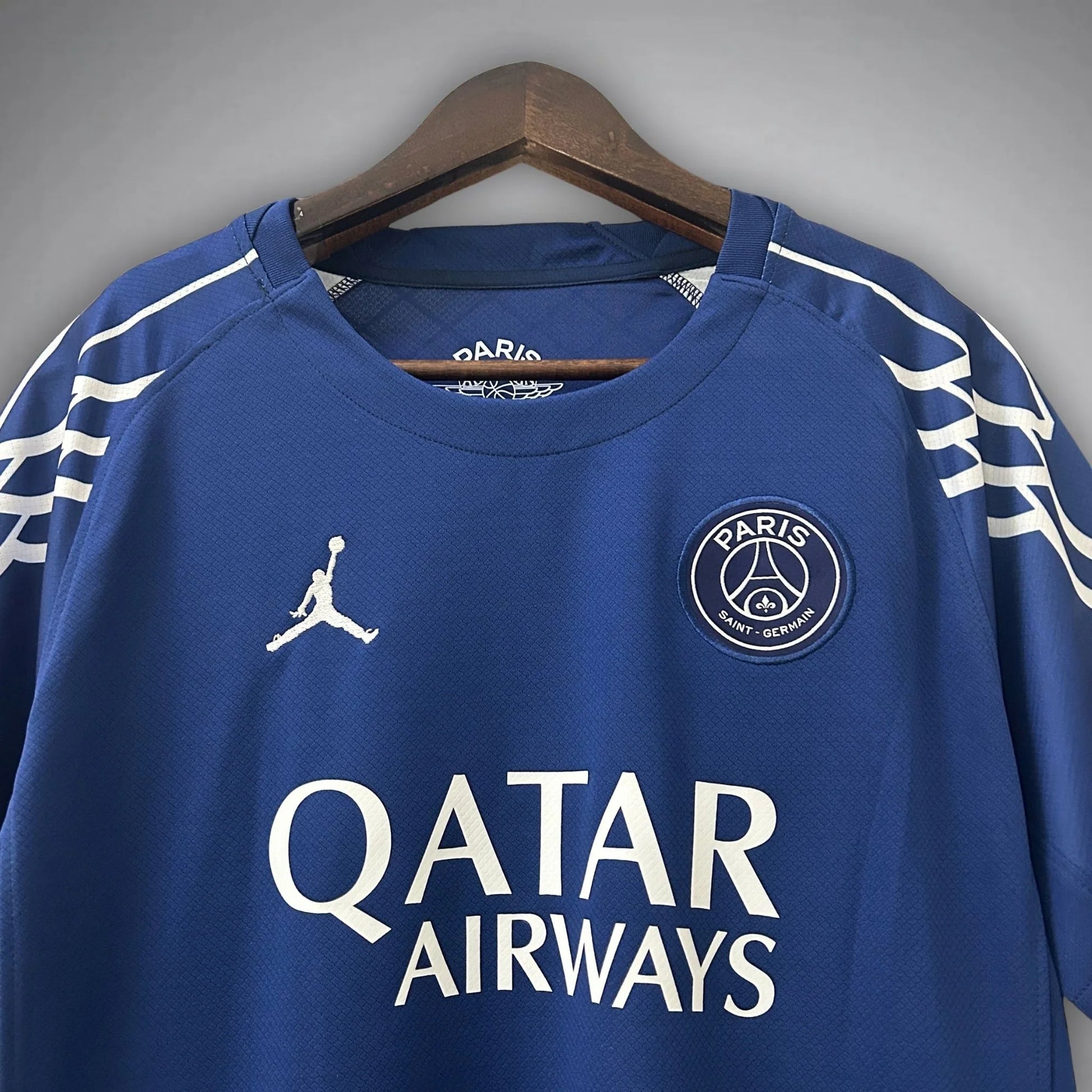24/25 PSG x Jordan 4th Kit